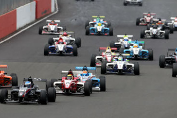 Start na Silverstone | Fot. formula4.com