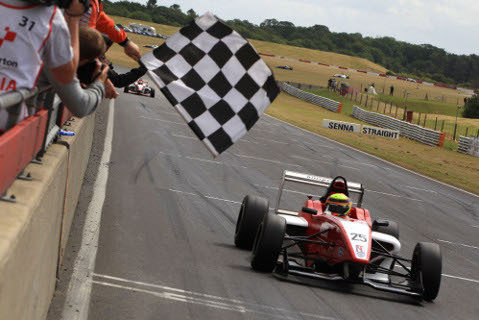 Struan Moore | Fot. formula4.com