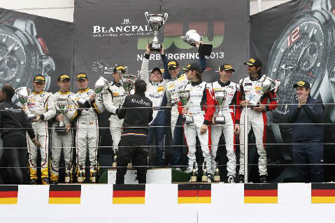 Podium na Nürburgringu | Fot. VIMAGES/Fabre