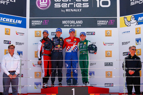 Podium na Motorland Aragon | Fot. WSbR