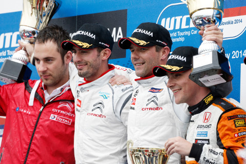 Podium na Slovakia Ringu | Fot. WTCC