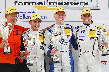 Podium wyścigu 1 na Lausitzringu | Fot. adac-motorsport.de