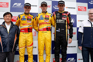 Podium na Nürburgringu | Fot. fiaf3europe.com