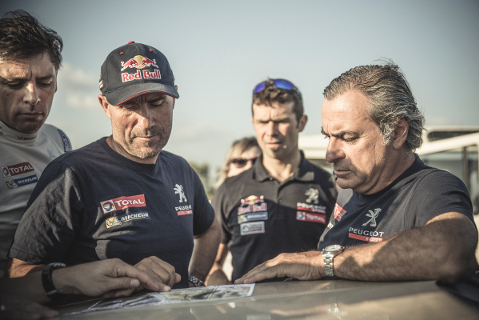 Stephane Peterhansel, Cyril Despres i Carlos Sainz | Fot. Peugeot