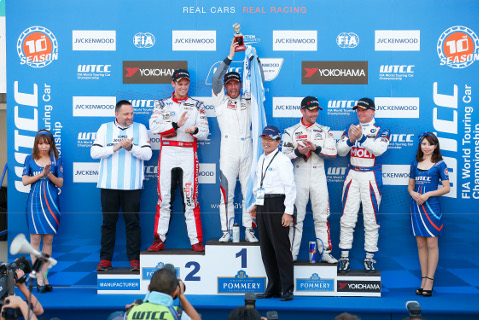 Podium w Suzuce | Fot. WTCC