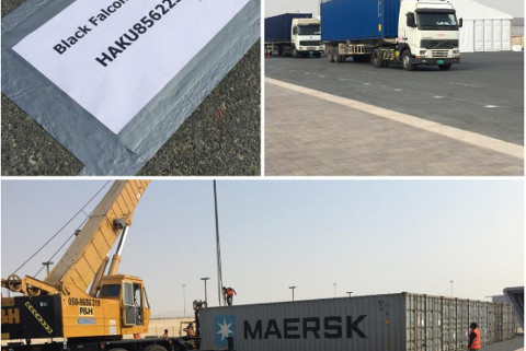 Rozładunek w Dubaju | Fot. Dubai Autodrome