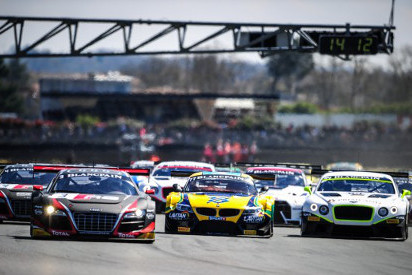 Start w Nogaro | Fot. blancpain-gt-series.com
