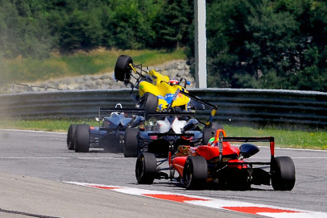 Kraksa na Red Bull Ringu | Fot. FOTOSPEEDY