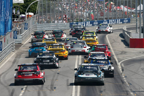 Start wyścigu 1 | Fot. DPPI