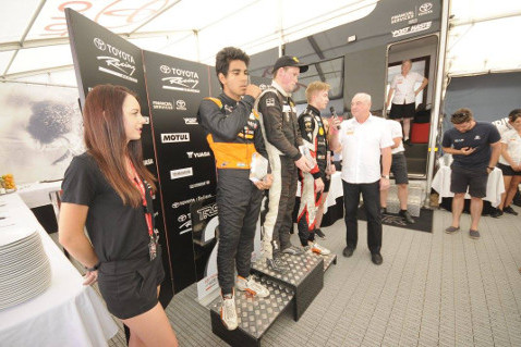 Podium w Manfeild | Fot. Toyota Racing NZ