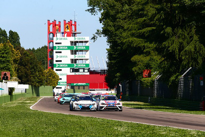 Start w Imoli | Fot. TCR