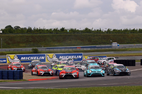 Start w Oschersleben | Fot. TCR