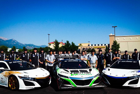 Acury na Pikes Peak | Fot. Facebook