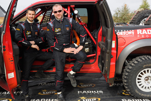 Robin Szustkowski i Jarek Kazberuk | Fot. R-Six Team