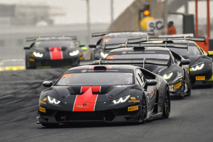 Start w Dubaju | Fot. Lamborghini Squadra Corse