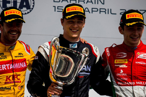 Podium w Bahrajnie | Fot. FIA F2