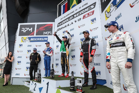 Podium na Silverstone | Fot. Lotus