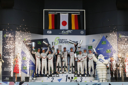 Podium na Silverstone | Fot. Toyota