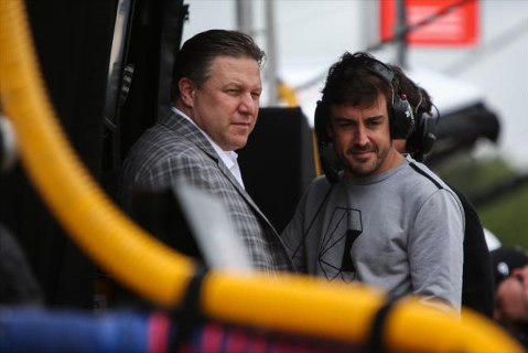 Zak Brown i Fernando Alonso | Fot. indycar.com
