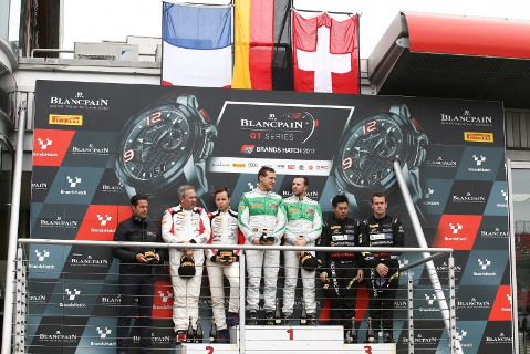 Podium w Brands Hatch | Fot. blancpain-gt-series.com