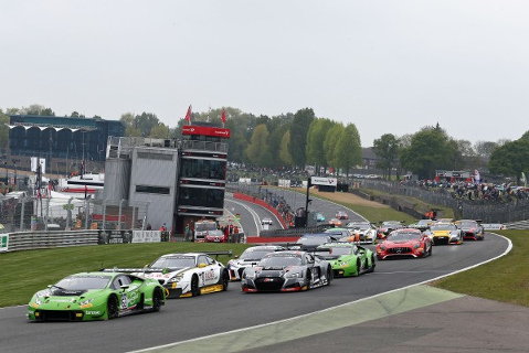 Start w Brands Hatch | Fot. blancpain-gt-series.com