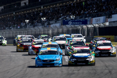 Start na Nürburgringu | Fot. WTCC