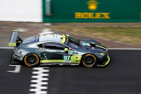 Aston Martin Vantage | Fot. Dunlop Motorsport