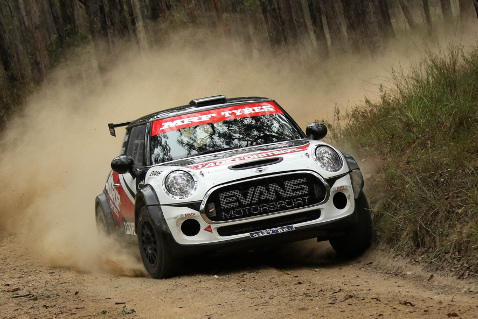 Evans/Searcy | Fot. CAMS