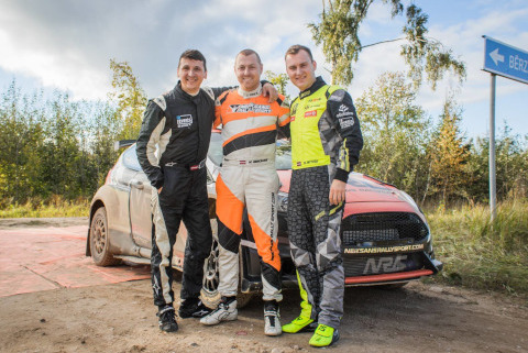 Denis Rostiłow, Raimonds Strokšs i Reinis Nitišs | Fot. Neiksans Rallysport