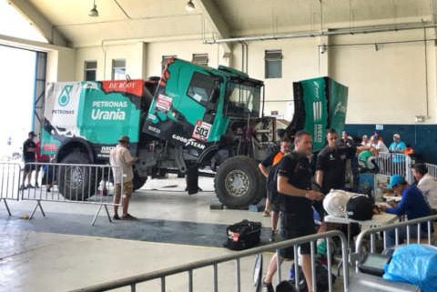 Iveco Powerstar | Fot. Team de Rooy