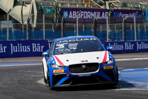 Katherine Legge | Fot. RLLR