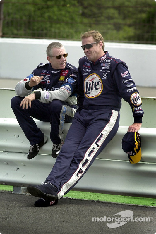 nascar-cup-pocono-500-2001-rusty-wallace-and-mark-martin.jpg