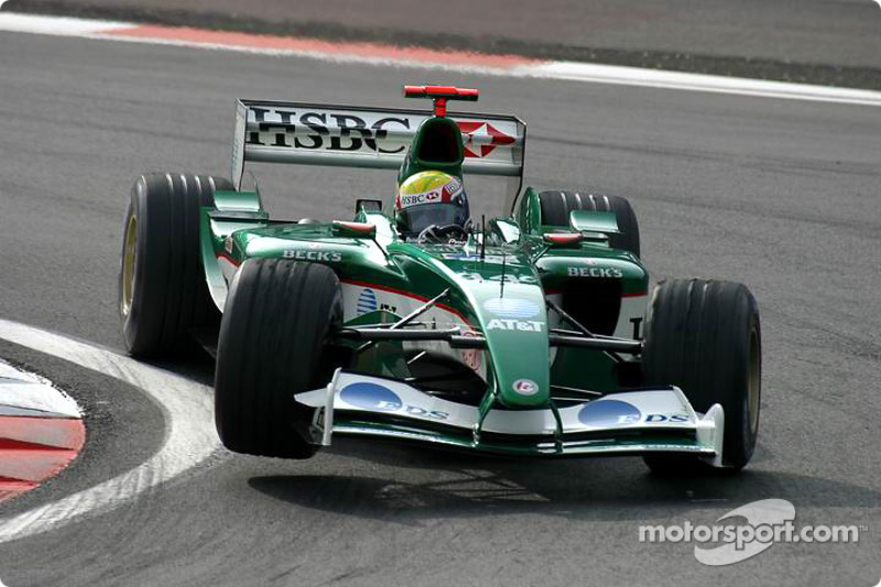 2003: Dreimal Platz 6 mit dem Jaguar R4