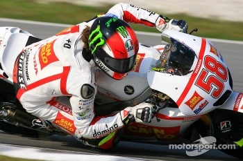 Marco Simoncelli of San Carlo Honda Gresini 