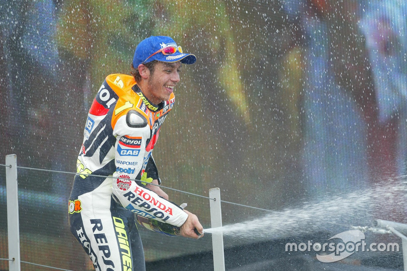 Podio: Ganador de la carrera Valentino Rossi, Repsol Honda Team