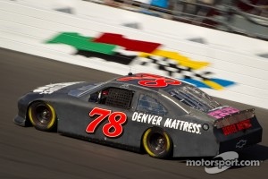 Regan Smith, Furniture Row Racing Chevrolet