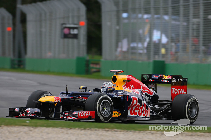 2012 год, раскраска Red Bull RB8