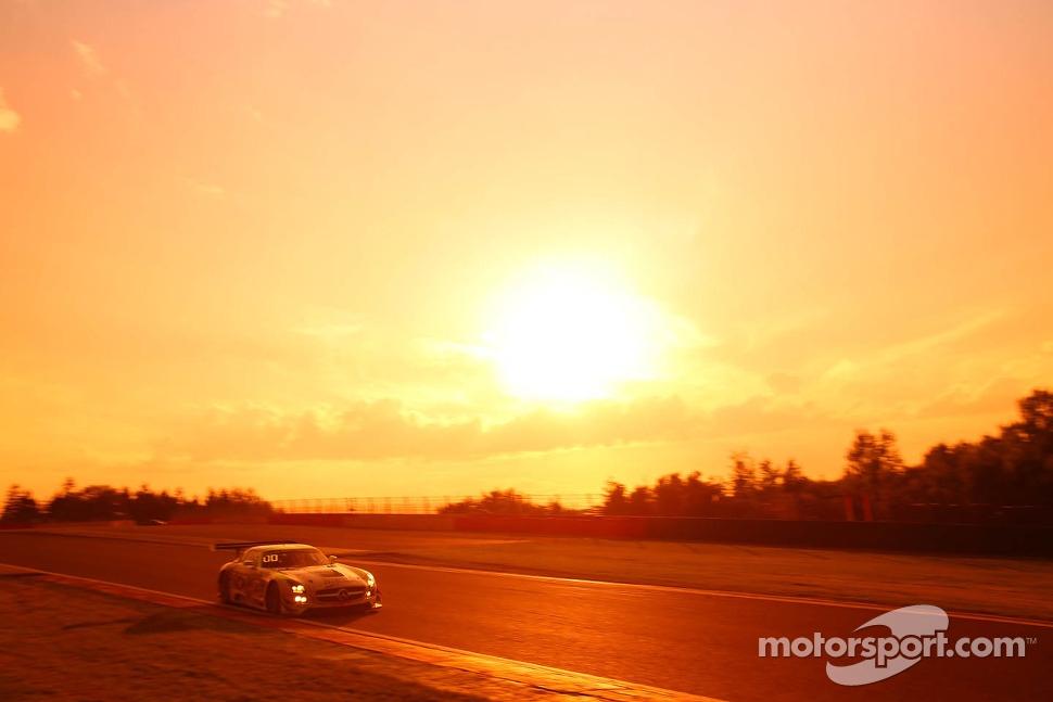 #84 HTP Gravity Charouz, Mercedes-Benz SLS AMG GT3: Maximilian Buhk, Maximilian Götz, Bernd Schneider