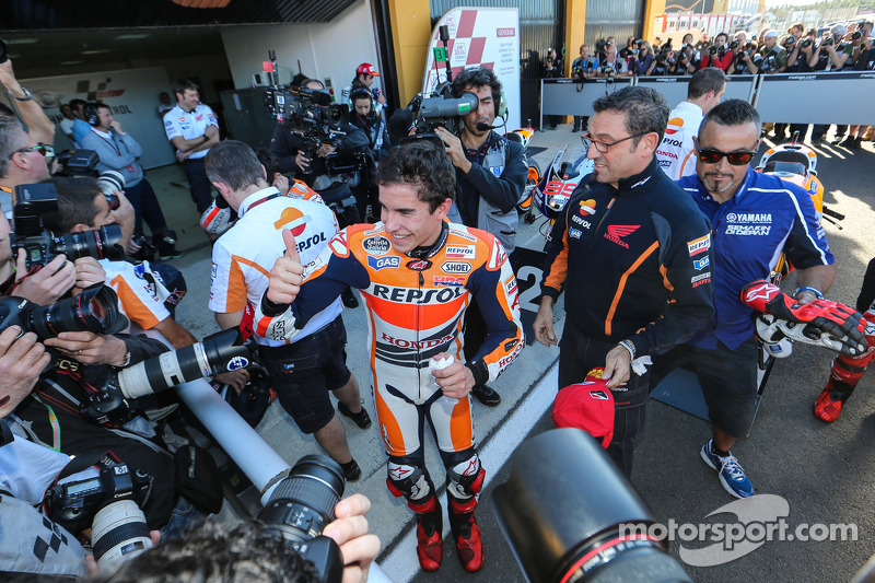 Rookie dengan pole terbanyak (9)
