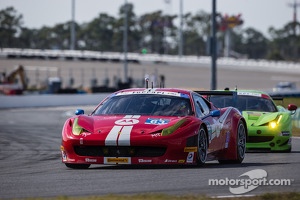 #63 Scuderia Corsa Ferrari 458 Italia: Alessandro Balzan, Jeff Westphal, Toni Vilander, Lorenzo Case