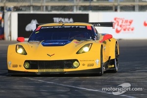 #4 Corvette Racing Chevrolet Corvette C7.R: Oliver Gavin, Tom Milner