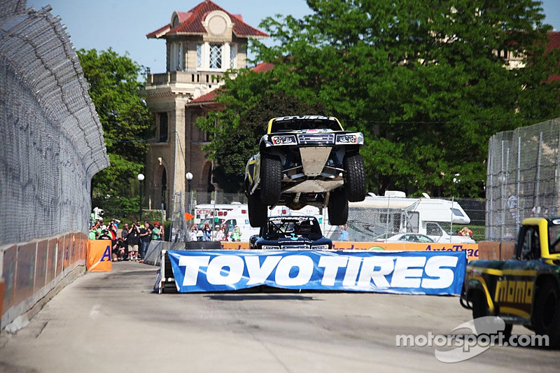 Super-Truck Action