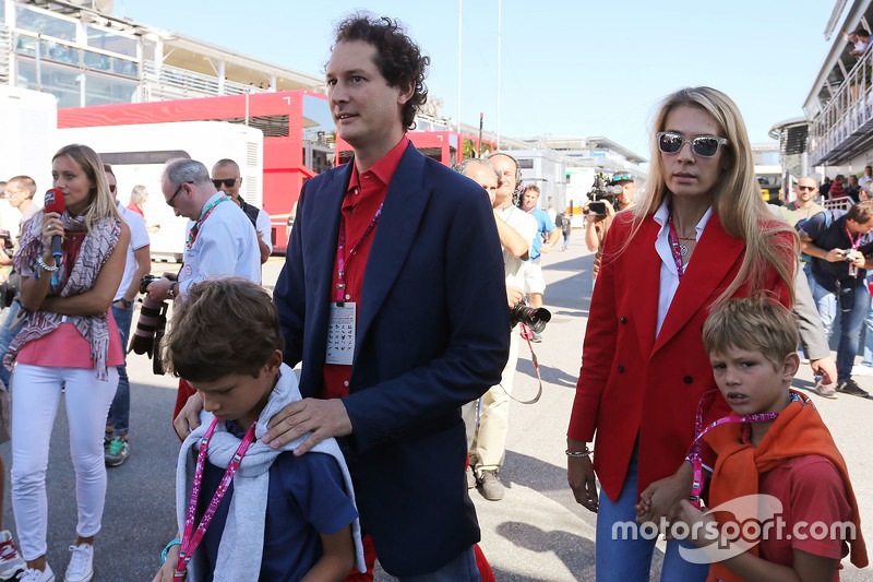 John Elkann, Chairman di Fiat Chrysler con sua moglie Lavinia Borromeo a Gran Premio d'Italia ...