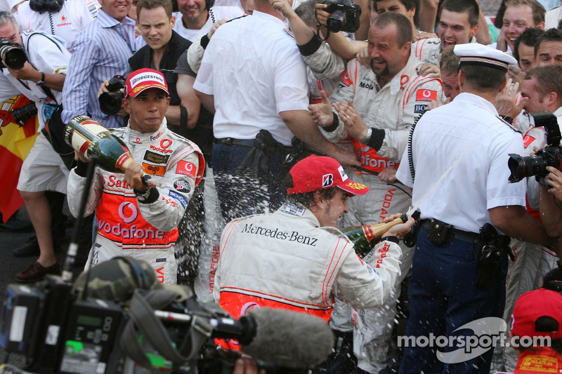 Lewis Hamilton y Fernando Alonso en 2007