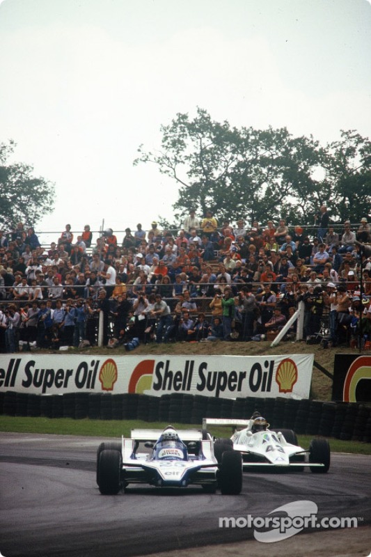Desiré Wilson (à direita) tentou se classificar para o GP da Grã-Bretanha de 1980, mas também sem sucesso.