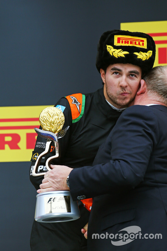 Sergio Pérez, Sahara Force India F1 celebra su tercer lugar en el podio