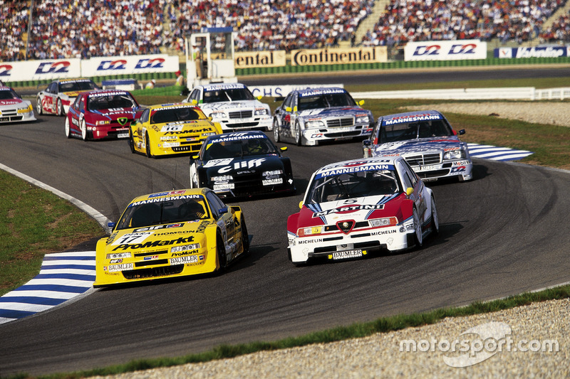 В 1996-м привычный DTM был объединен в просуществовавшую один год серию International Touring Car Series. Чемпионами стали Мануэль Рейтер и Opel, а Бернд Шнайдер закончил сезон вторым