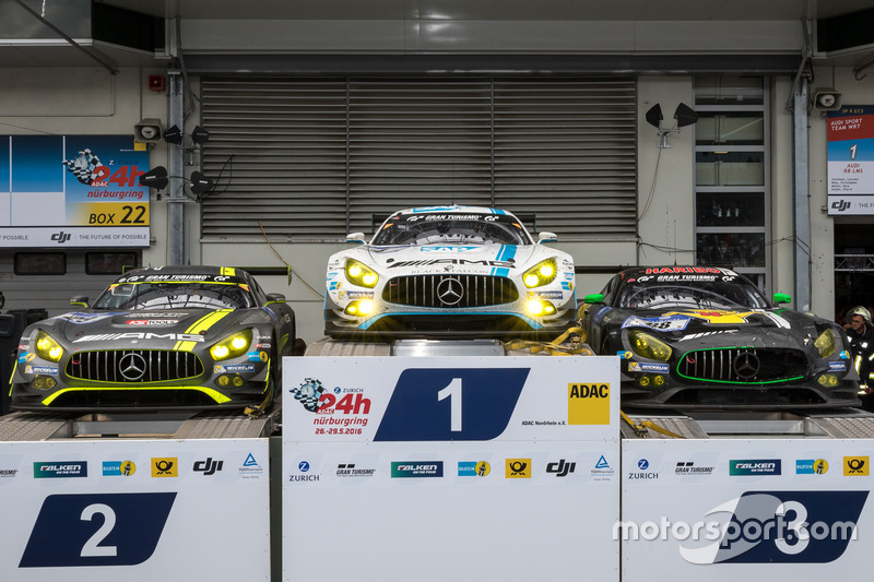 Podio auto : 1° posto #4 AMG-Team Black Falcon, Mercedes-AMG GT3: Bernd Schneider, Maro Engel, Adam Christodoulou, Manuel Metzger, 2° posto #29 AMG-Team HTP Motorsport, Mercedes-AMG GT3: Christian Vietoris, Marco Seefried, Christian Hohenadel, Renger Van d