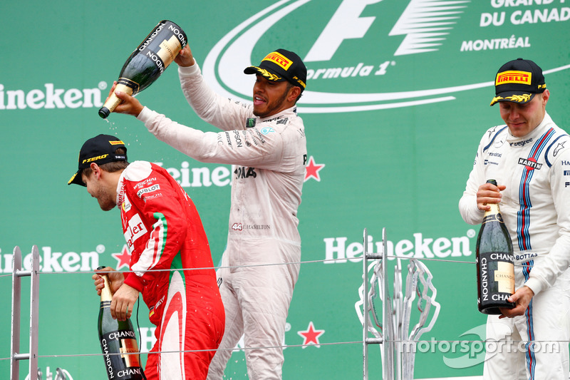 2016. Подіум: 1. Льюіс Хемілтон, Mercedes. 2. Себастьян Феттель, Ferrari. 3. Валттері Боттас, Williams-Mercedes