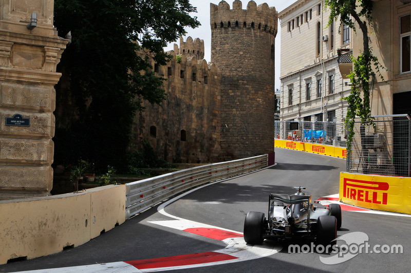 48: Гран Прі Європи, Баку. Льюіс Хемілтон, Mercedes AMG F1 W07 Hybrid